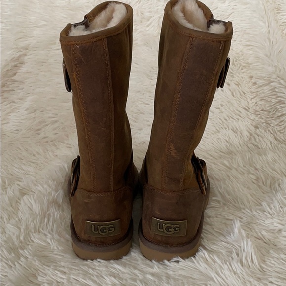 Ugg Sutter Brown Suede Leather Boots - Picture 6 of 8
